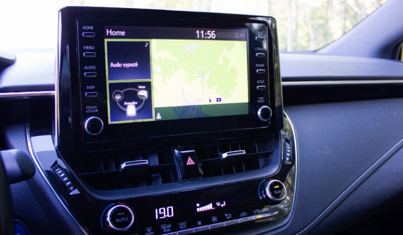 
Toyota Corolla 2.0 Hybrid 112kW full									