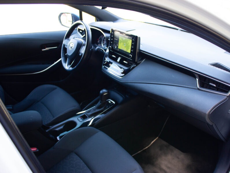 
Toyota Corolla 2.0 Hybrid 112kW full									