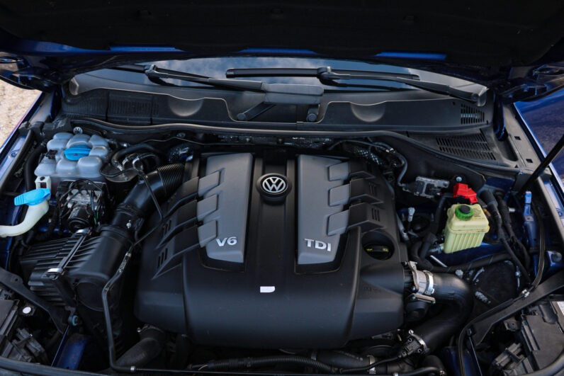 
								Volkswagen Touareg 7P, 3.0 V6 TDI 150 kW full									