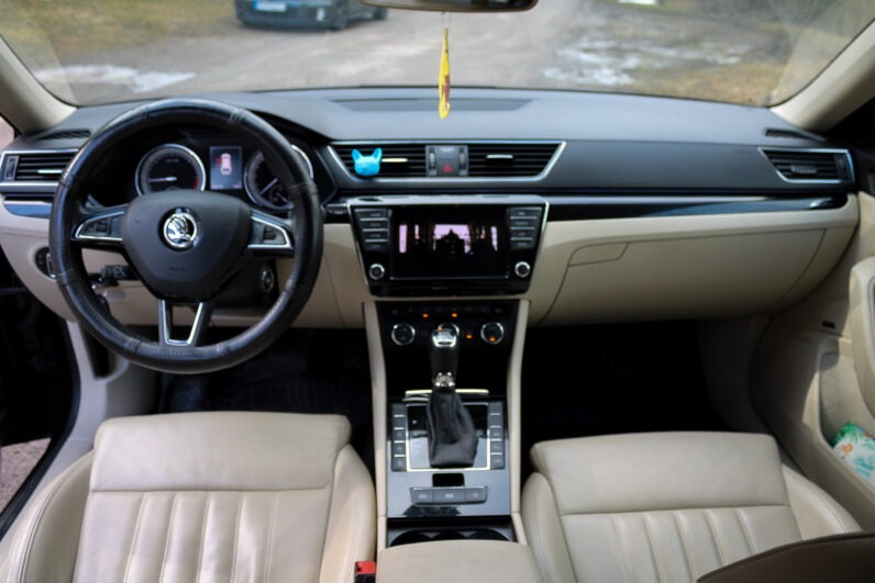 
								Škoda SuperB Laurin&klement 4×4 full									