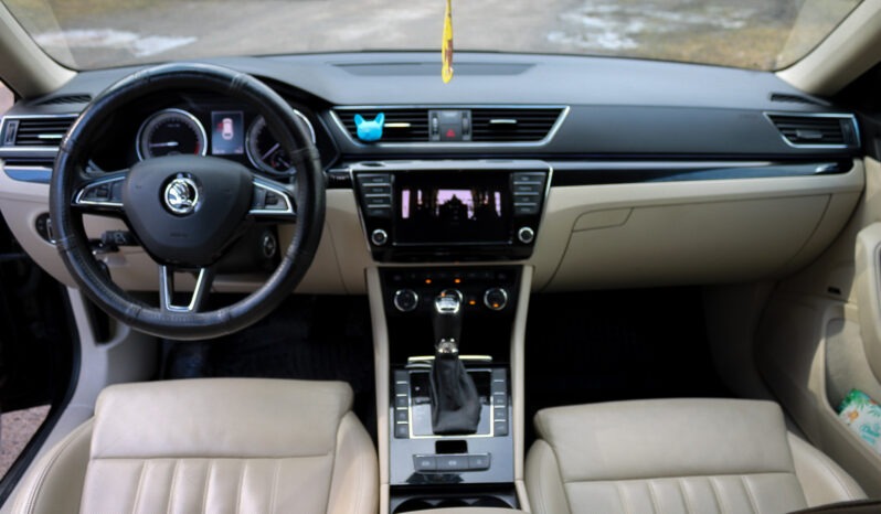 
								Škoda SuperB Laurin&klement 4×4 full									