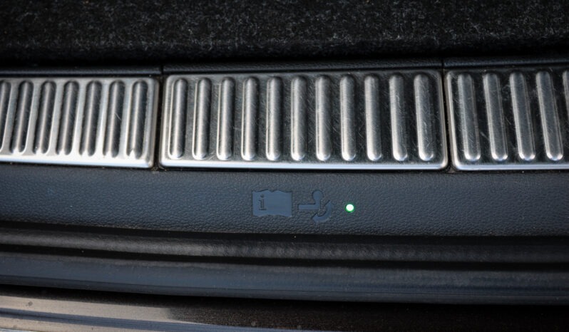 
								Škoda SuperB Laurin&klement 4×4 full									