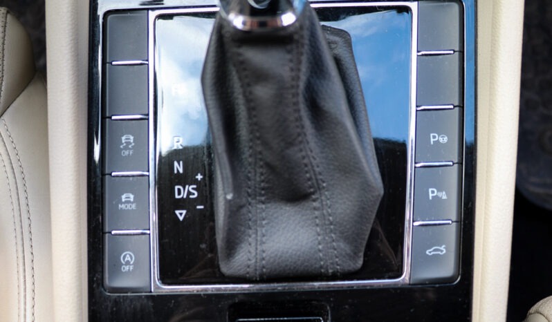 
								Škoda SuperB Laurin&klement 4×4 full									