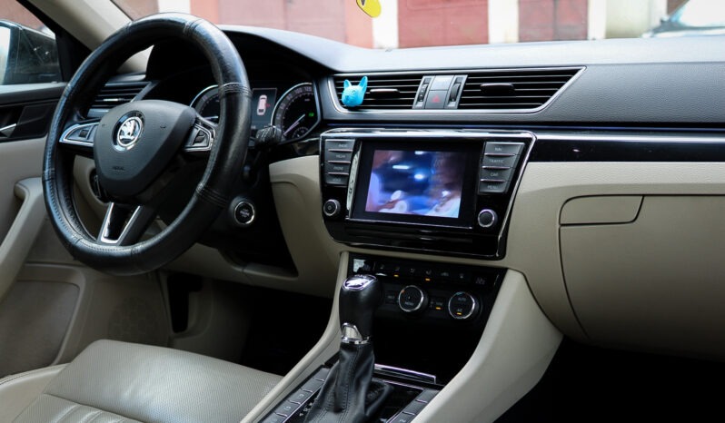 
								Škoda SuperB Laurin&klement 4×4 full									