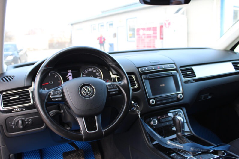 
								Volkswagen Touareg 7P, 3.0 V6 TDI 150 kW full									