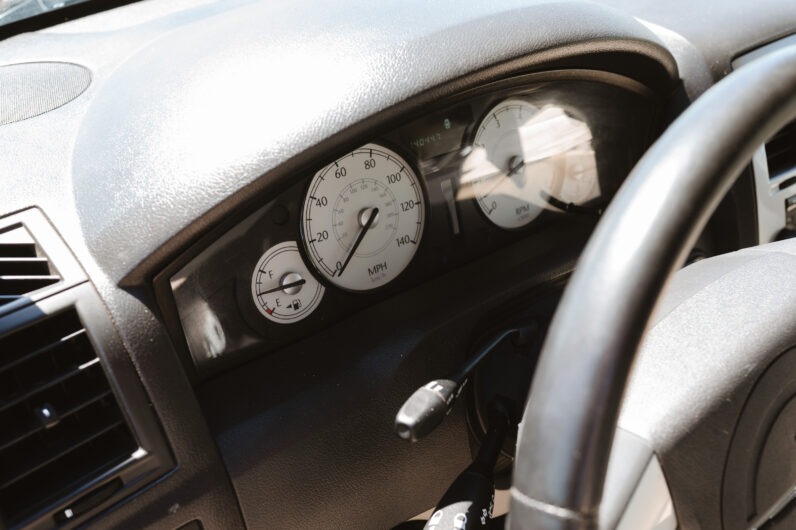 
								Chrysler 300C Limuzína full									