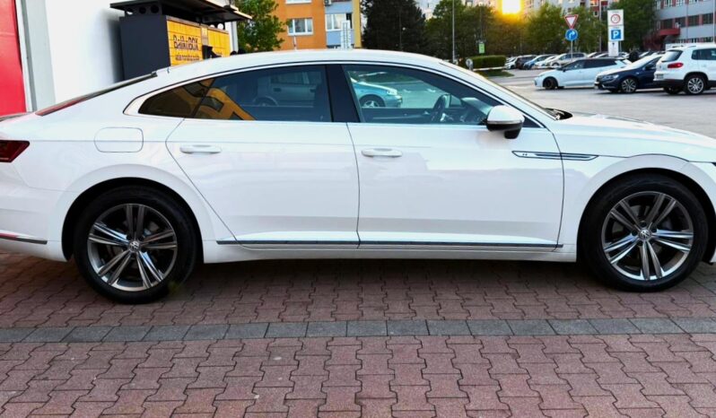 
								Volkswagen Arteon R-Line 2.0 TDI DSG, AJ NA SPLÁTKY full									