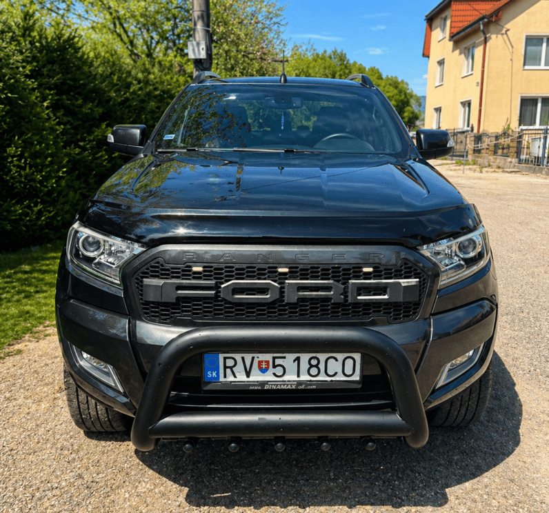 
								Ford Ranger Wildtrak 3.2 TDCi 4×4, Slovenské, servis, ťažné 3.5t full									