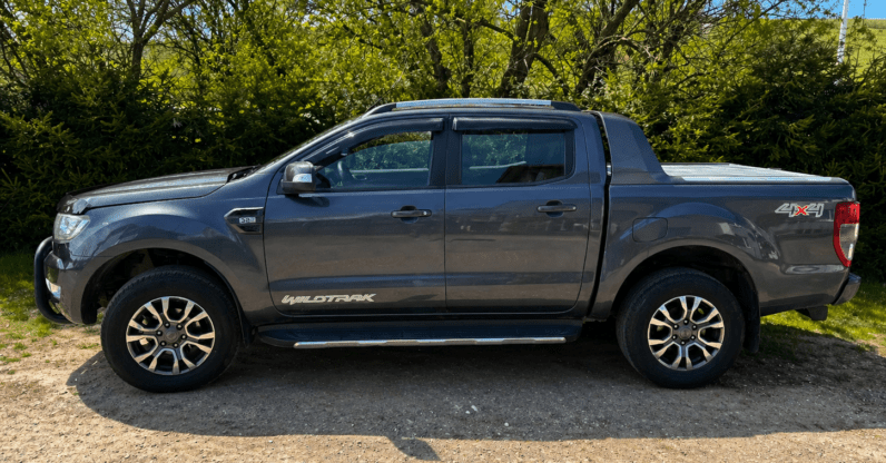 
								Ford Ranger Wildtrak 3.2 TDCi 4×4, Slovenské, servis, ťažné 3.5t full									