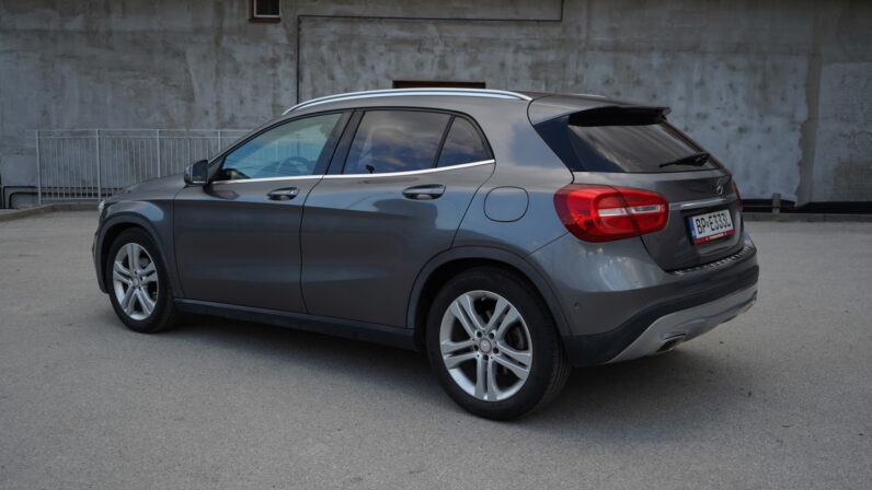 
								Mercedes Gla 200d full									
