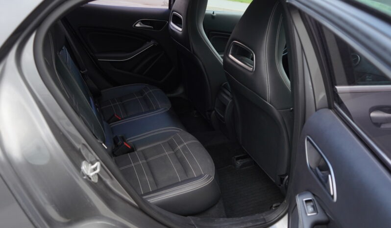 
								Mercedes Gla 200d full									